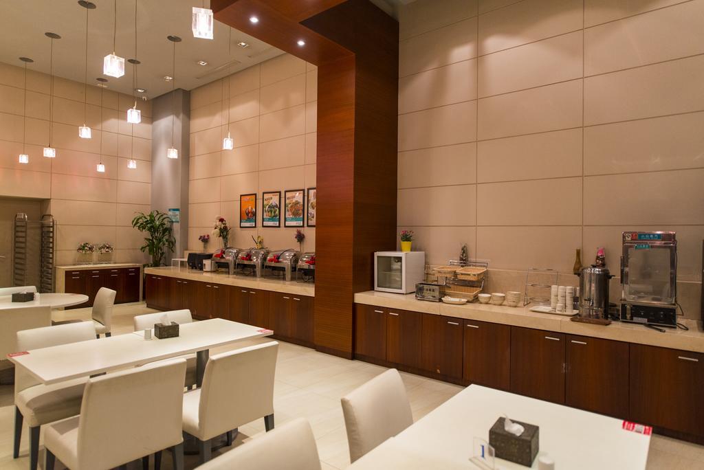 Jinjiang Inn Shanghai Maotai Road Exterior photo